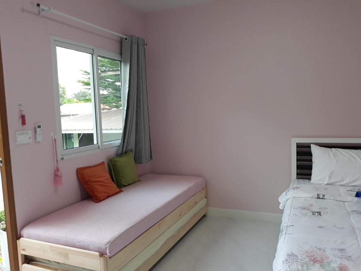 บ้านอิงธารา โฮมสเตย์ ศาลายา Baan Ing Tara Homestay Salaya Exterior photo